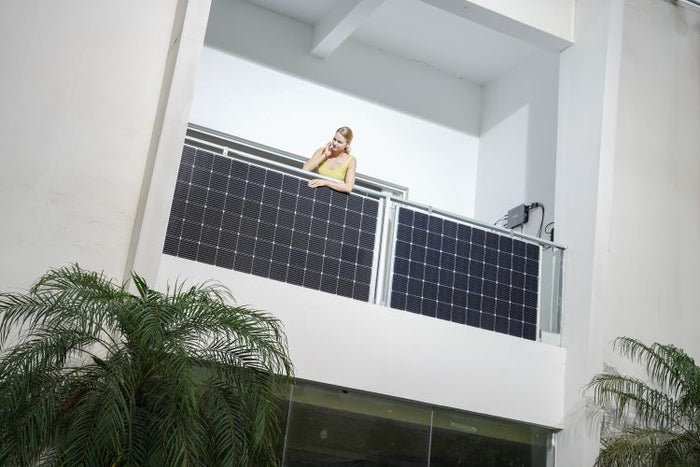 [2024] Wie groß darf ein Balkonkraftwerk ohne Genehmigung sein?